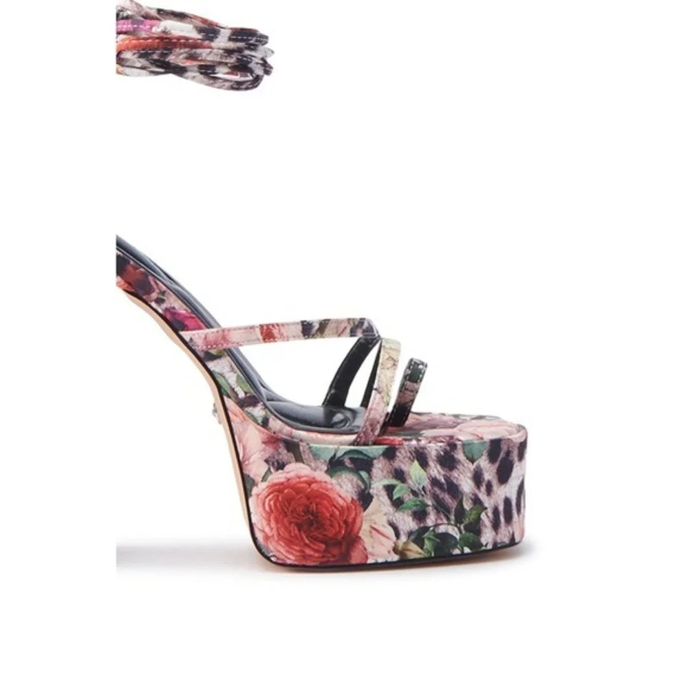 Azalea Wang nwt offers